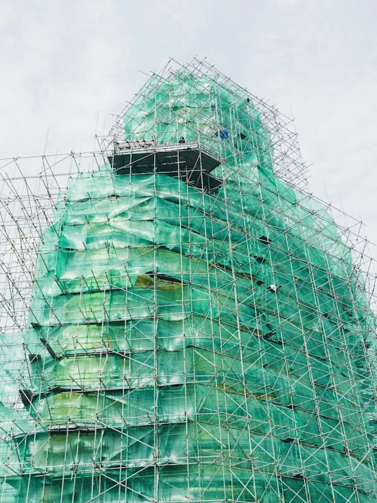 RENOVATION / SCAFFOLD