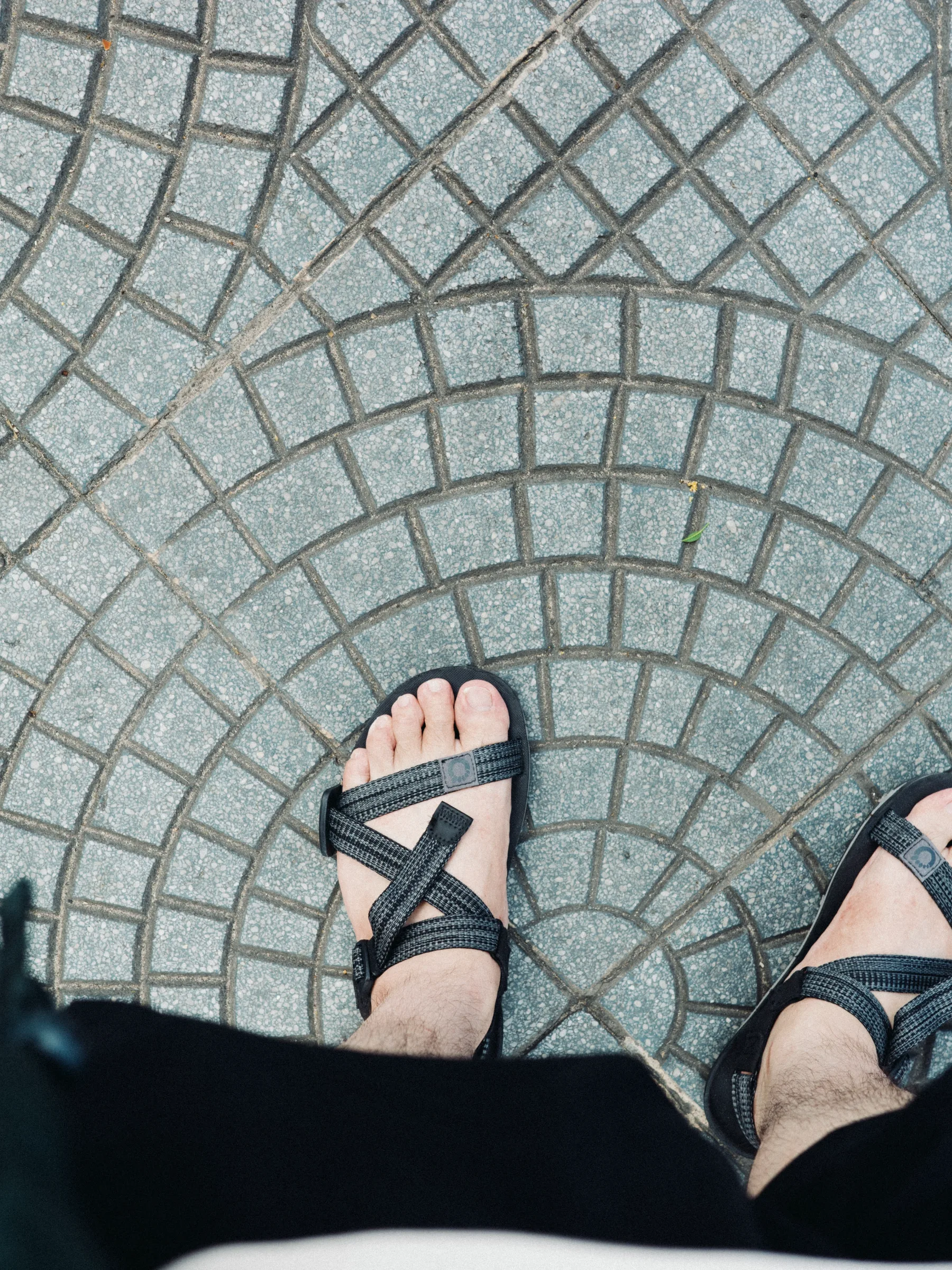 PAVEMENT / GRID
