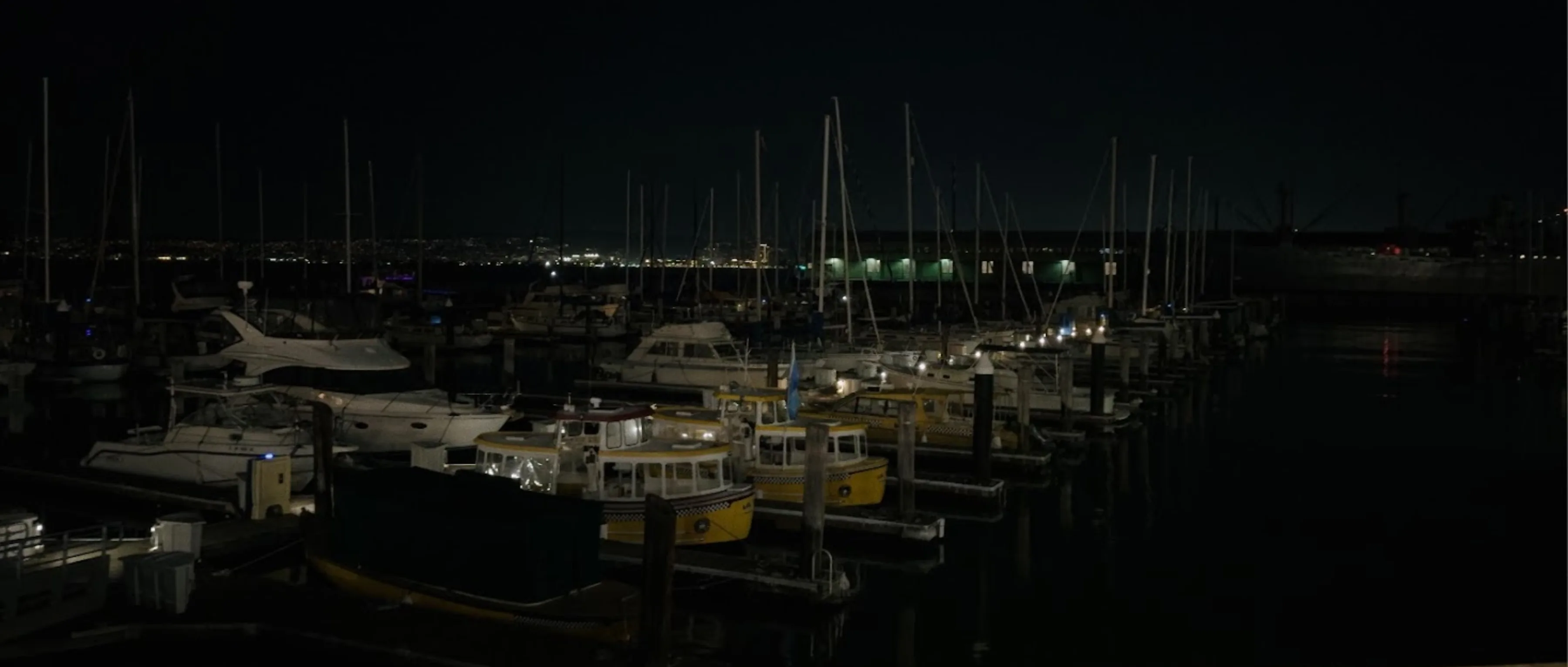 MARINA / NIGHT HARBOR