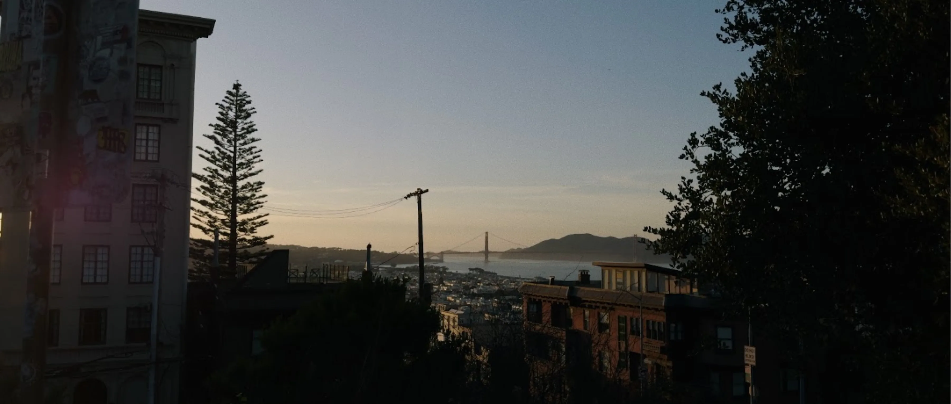 GOLDEN GATE / EARLY MORNING