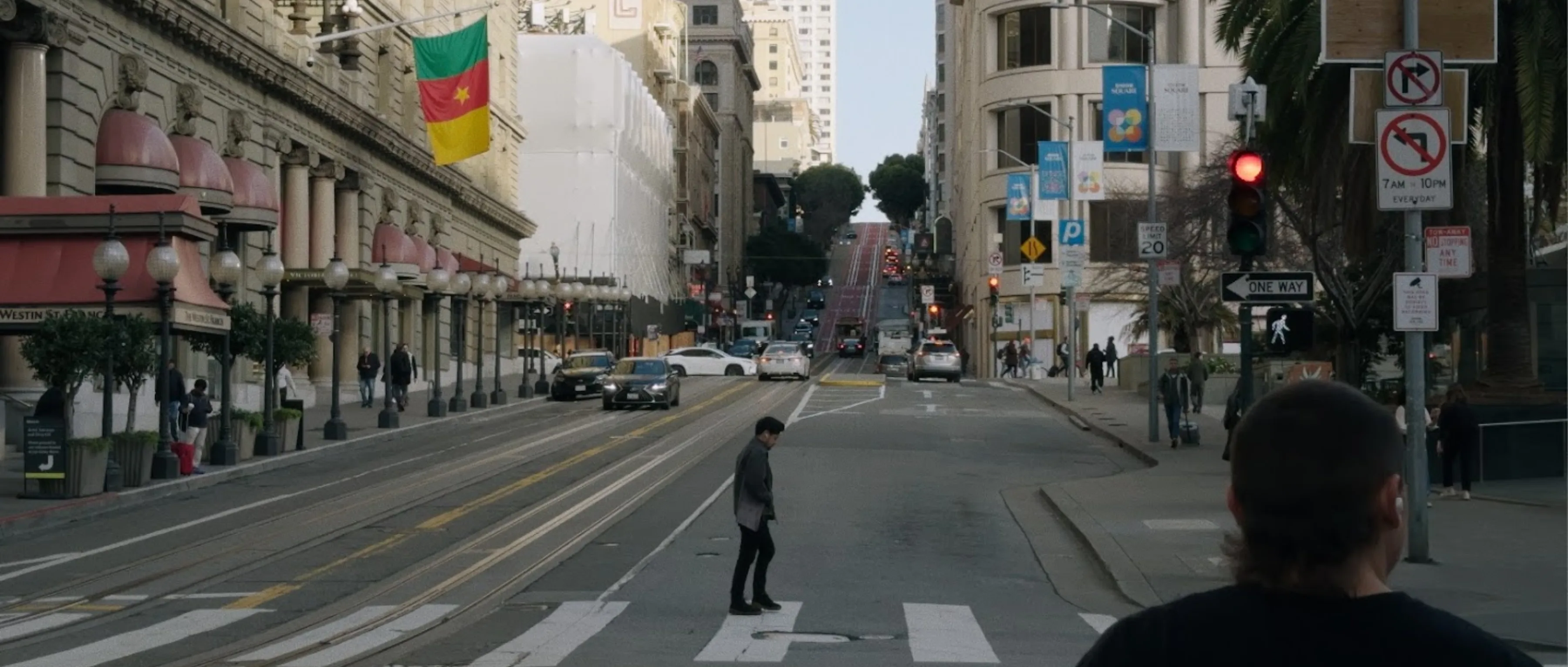MARKET STREET / CROSSING