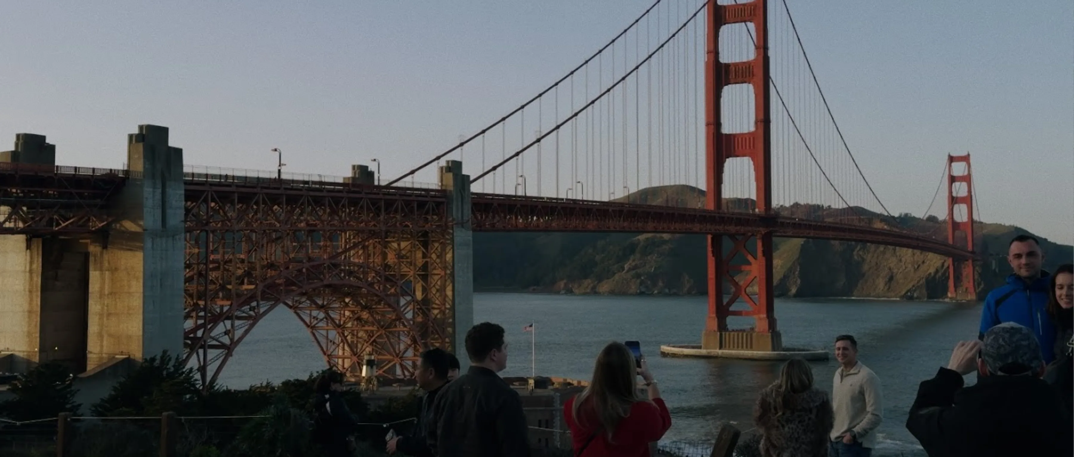 GOLDEN GATE / VISITORS