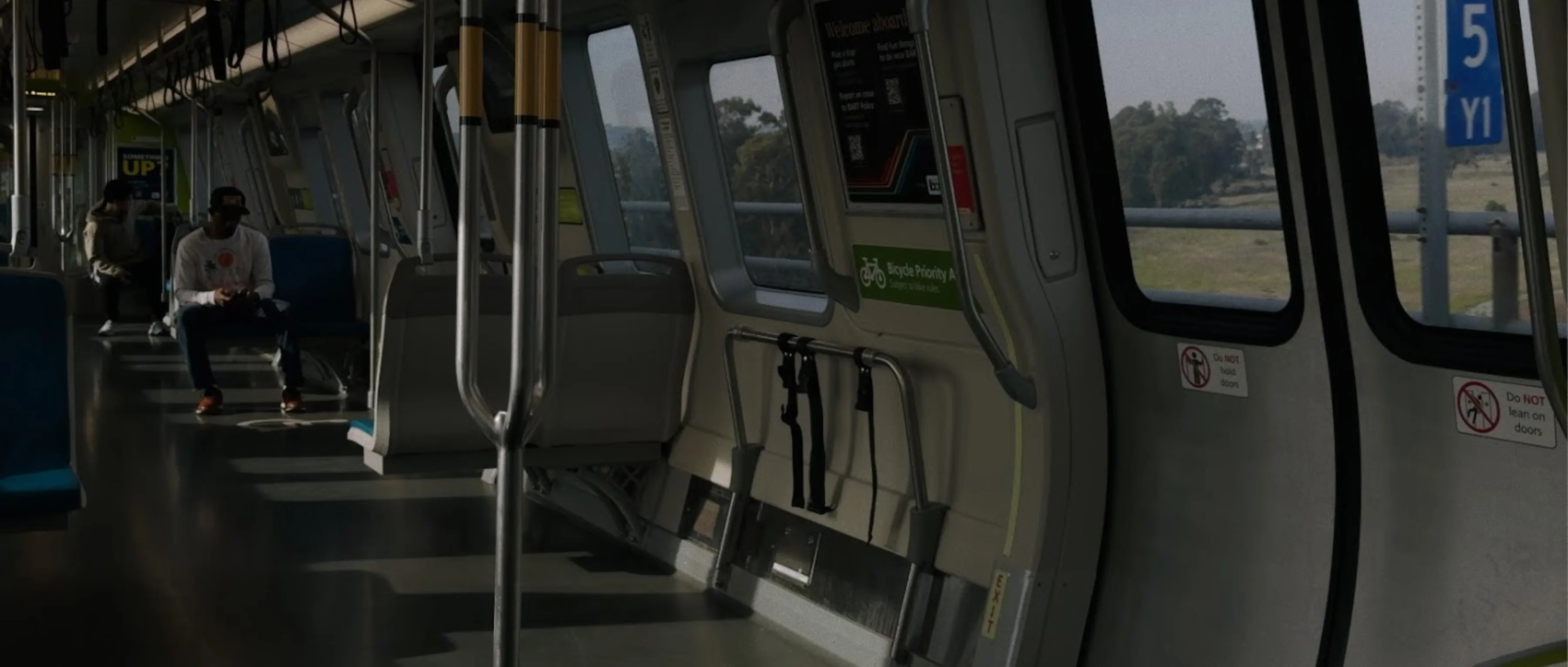 BART / DEPARTURE CAR